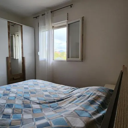 Donja Gorica Apartment